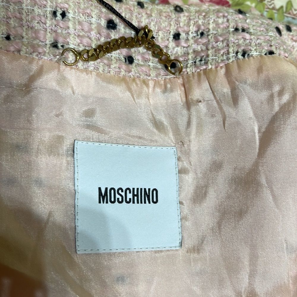 Moschino Light Pink Textured Tweed Cropped Jacket Suit Blazer with Bling… - Picture 13 of 15